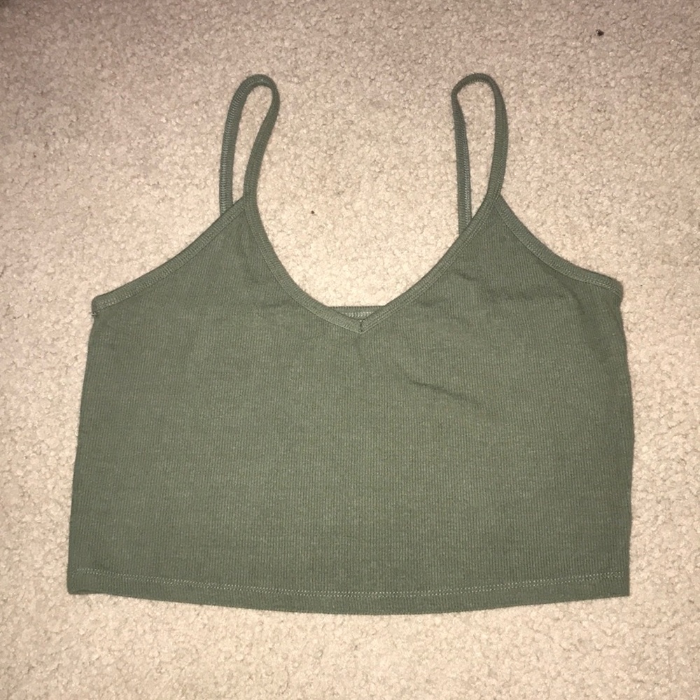 2 CROP TOPS!!